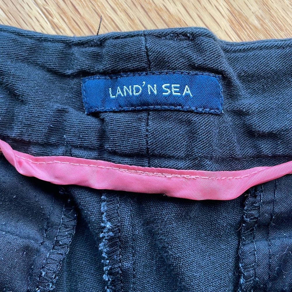 Land ‘N Sea black shorts. 98% cotton 3% spandex. Inseam 8 inches - Picture 2 of 4